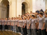 Jihoafrický Menlo Park High School Choir se prostě nevešel do záběru